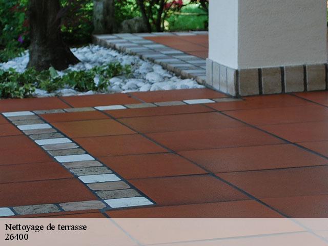 Nettoyage de terrasse 26400